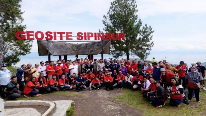 Geosite Sipinsur Manjakan Mata dengan Panorama Eksotis Danau Toba