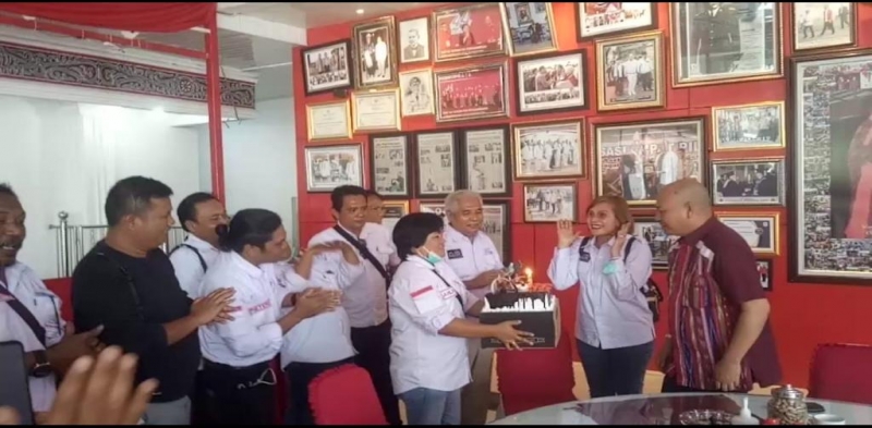 Bupati  Nikson Nababan Bangga Taput Dipilih SMSI Tujuan Ekspedisi Geopark Kaldera Toba HPN 2023