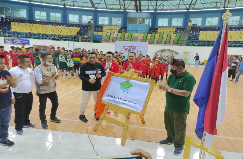 Bupati Pelalawan Resmikan Peluncuran Media Sahabat.Education