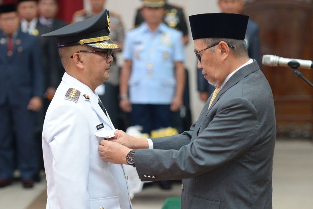 Lantik Firdaus sebagai Pj Bupati Kampar, Gubri: Kamsol Kembali Jabat Kadisdik Riau