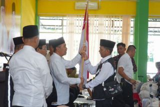 374 CJH Riau 2023 Kloter I Dilepas Gubernur Riau Syamsuar 
