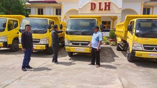 DLH Rohil Dapat Tambahan 5 Unit Dump Truck APBD 2023 - Pekanbaruexpress