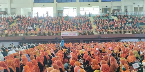 Ribuan Pendukung Anies Padati GOR Ciracas  - Pekanbaruexpress