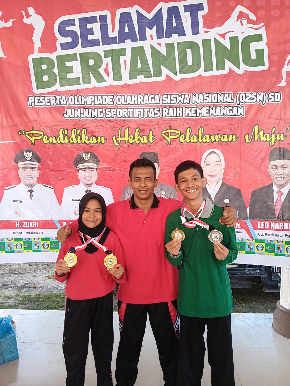 Dua Pendekar Silat  Ps.Sinkay dari SDN Bernas dan SMP Mutiara Wakili Pelalawan di O2Sn Riau - Pekanbaruexpress