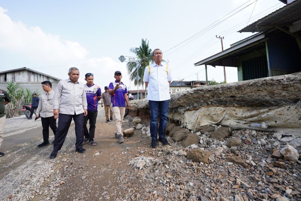 Jalan Amblas di Kempas Inhil Bakal Dibangun Jembatan - Pekanbaruexpress