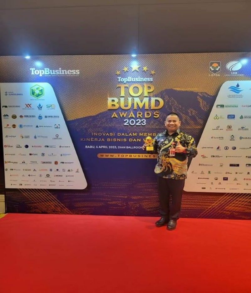 Perumda Tuah Sekata Pelalawan Raih Bintang Tiga Top Award BUMD Se-Indonesia.  - Pekanbaruexpress