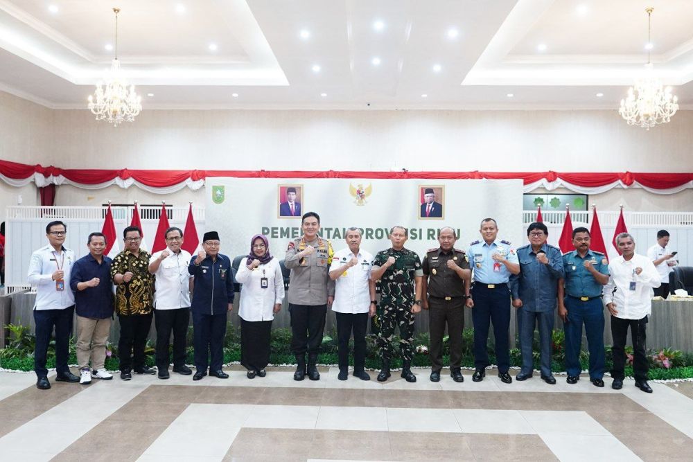 Berpamitan, Gubri Syamsuar Sampaikan Permohonan Maaf ke Forkopimda Riau