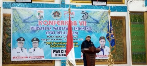 Zulmansyah: Kartu PWI Mati Lebih Satu Tahun, Keanggotaan Dinyatakan Gugur