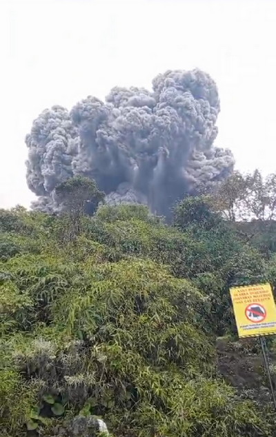 Letusan Gunung Merapi Membawa Korban, 11 Pendaki Ditemukan Tewas, 28 Selamat