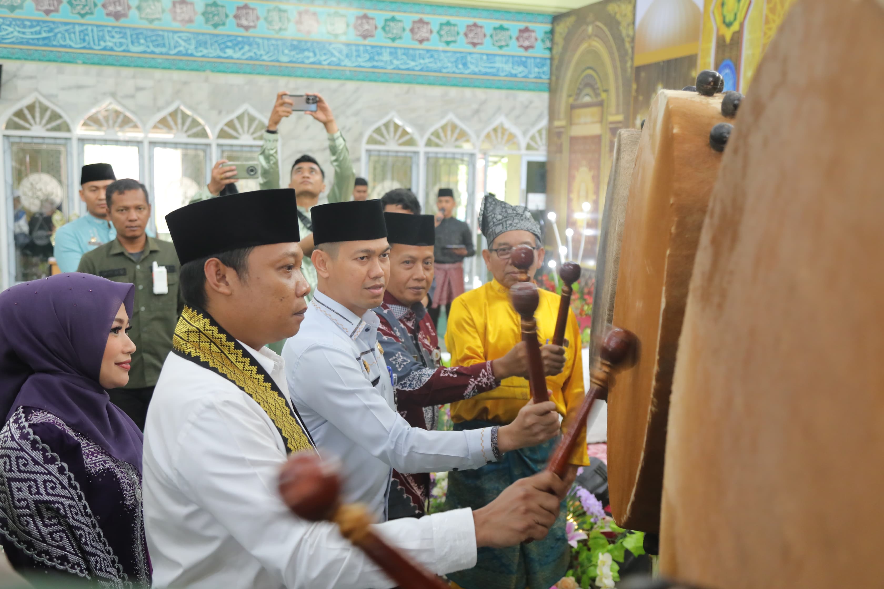 Pj Walikota Buka MTQ Kecamatan Limapuluh