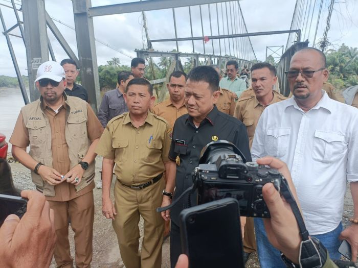 Jembatan dan Abrasi Sungai di Desa Gobah Mengkuatirkan, Pj Bupati Kampar dan BWSS III Sumatera Turlap