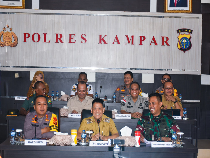 Penangganan Bencana Banjir, Pj Bupati Kampar Ikuti Rakor Bersama Kapolda 