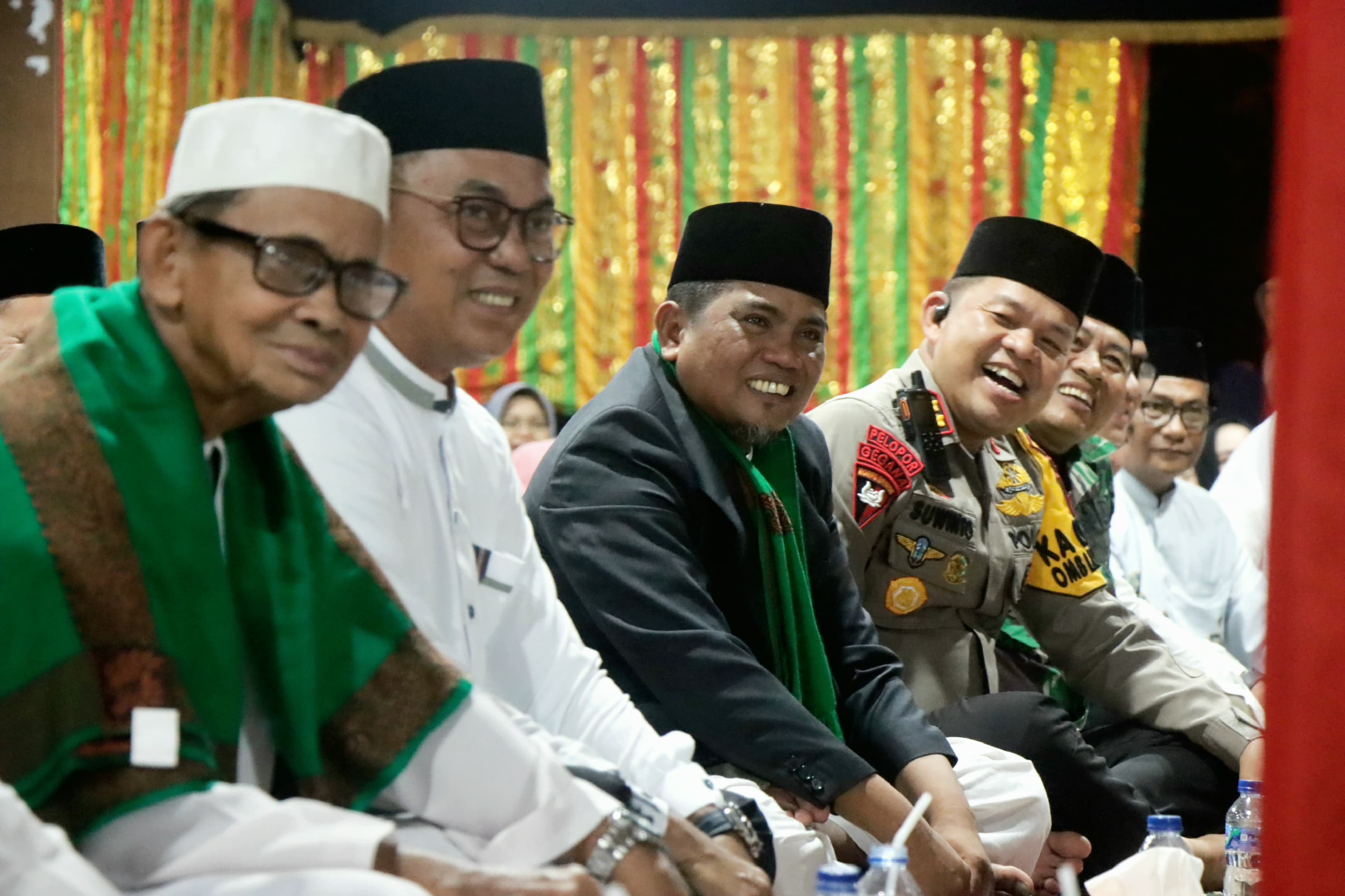 Sambut Ramadhan, Bupati Zukri Hadiri Tabligh Akbar Di Kecamatan Langgam dan Berikan Santunan Anak Yatim