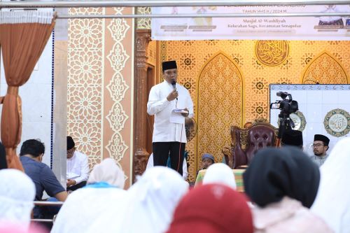 Awali Safari Ramadhan, Pj Walikota Pekanbaru di Masjid Al-Washliyah Kecamatan Senapelan
