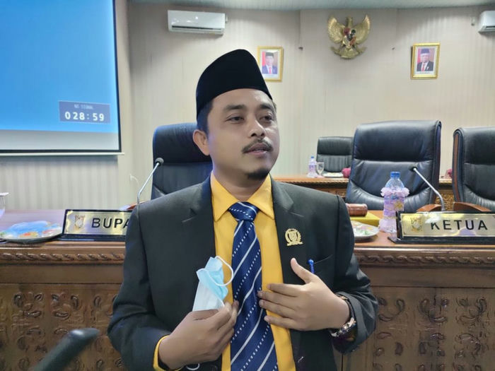 Reses di Lipat Kain, Waka DPRD Kampar Repol Tampung Keinginan Warga Minta GOR Serbaguna