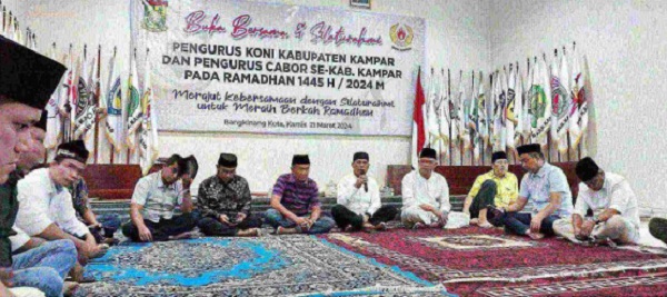 Ketua PBSI Kampar Terpilih Hadiri Bukber di KONI dengan Cabor