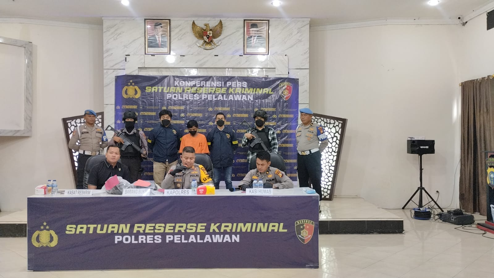 Tragis,Suami Tega Tikam Istrinya Sampai Meregang Nyawa