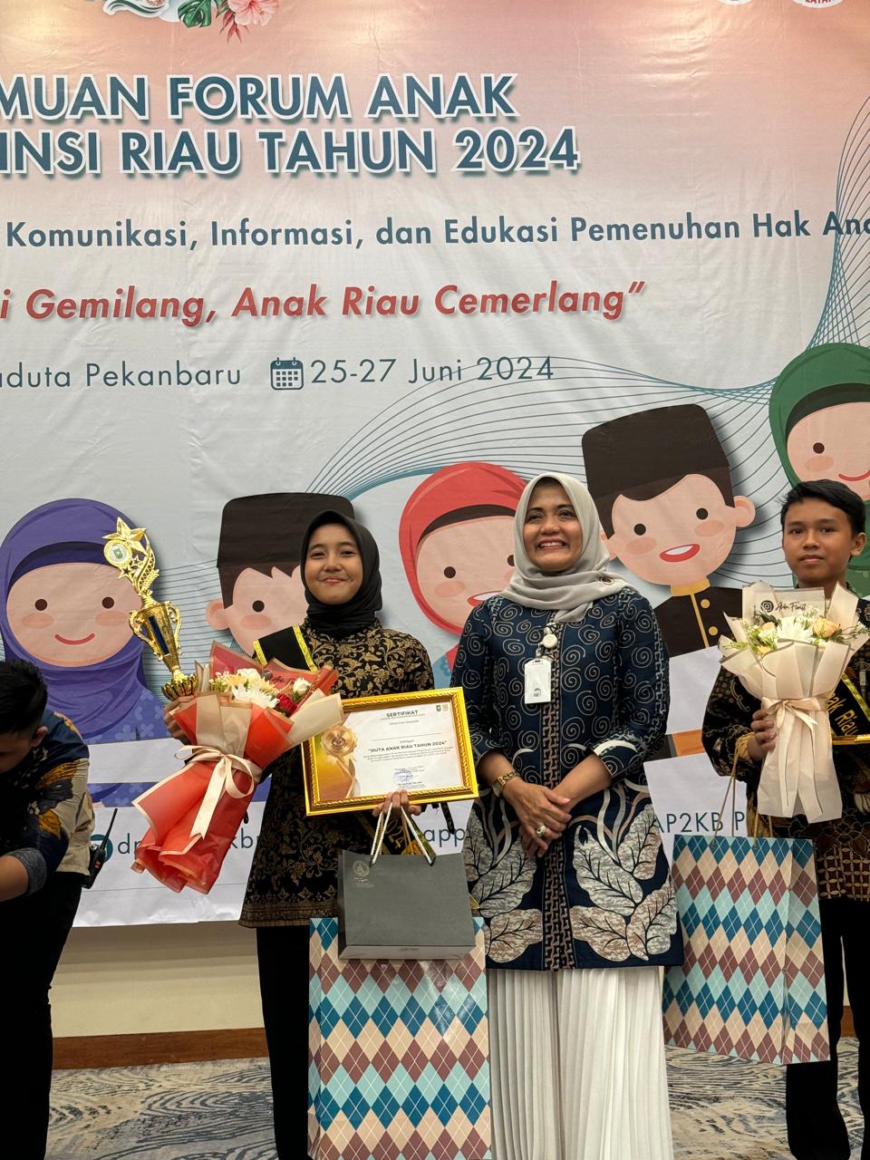 Febriani, Siswi SMAN I Minas Terpilih Menjadi Duta Anak Riau 2024