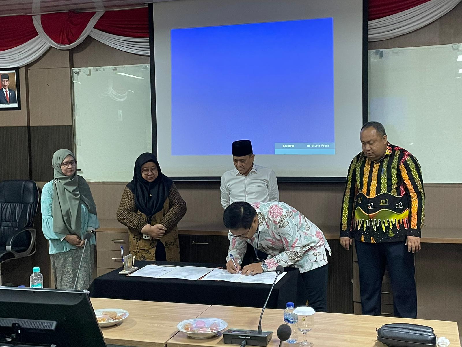 Selesai Dibangun, PHR Serahkan Gerai Sentra UMKM Bangkinang Riverside ke Pemda Kampar