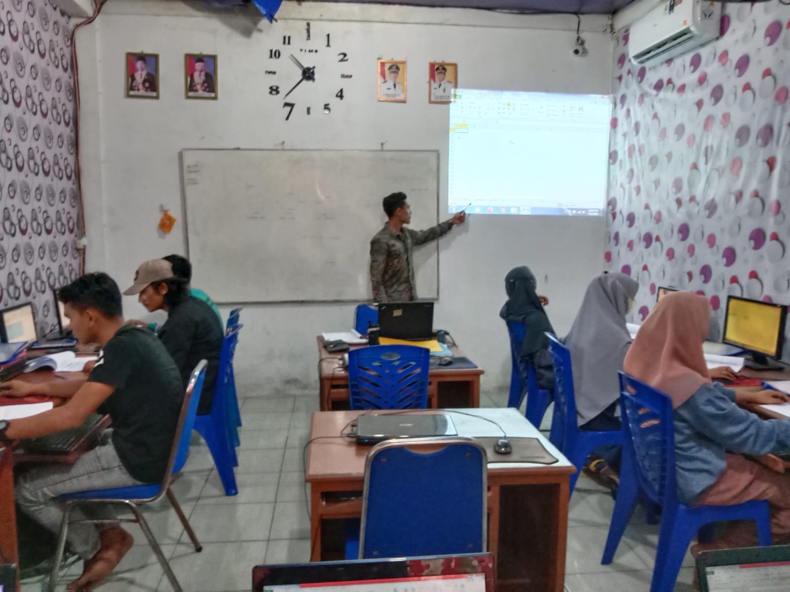 Program Penguatan Vokasi PHR Membuka Asa Muhammad Nizam Merajut Sukses