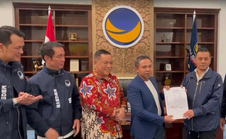 Maju Pilgubri 2024, Wahid-SF Hariyanto Sudah Kantongi SK Dukungan Nasdem