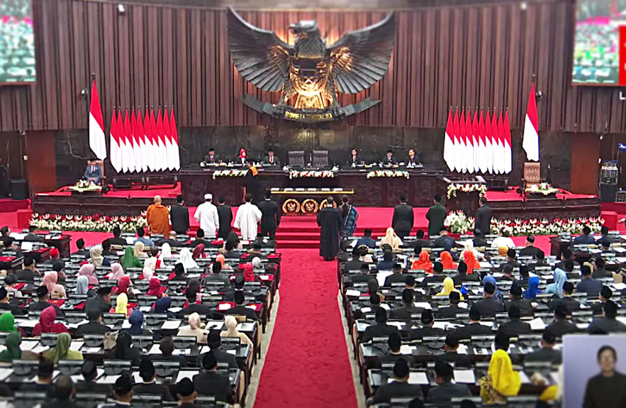 13 Anggota DPR RI Asal Riau yang Dilantik Hari Ini,  Berikut Namanya