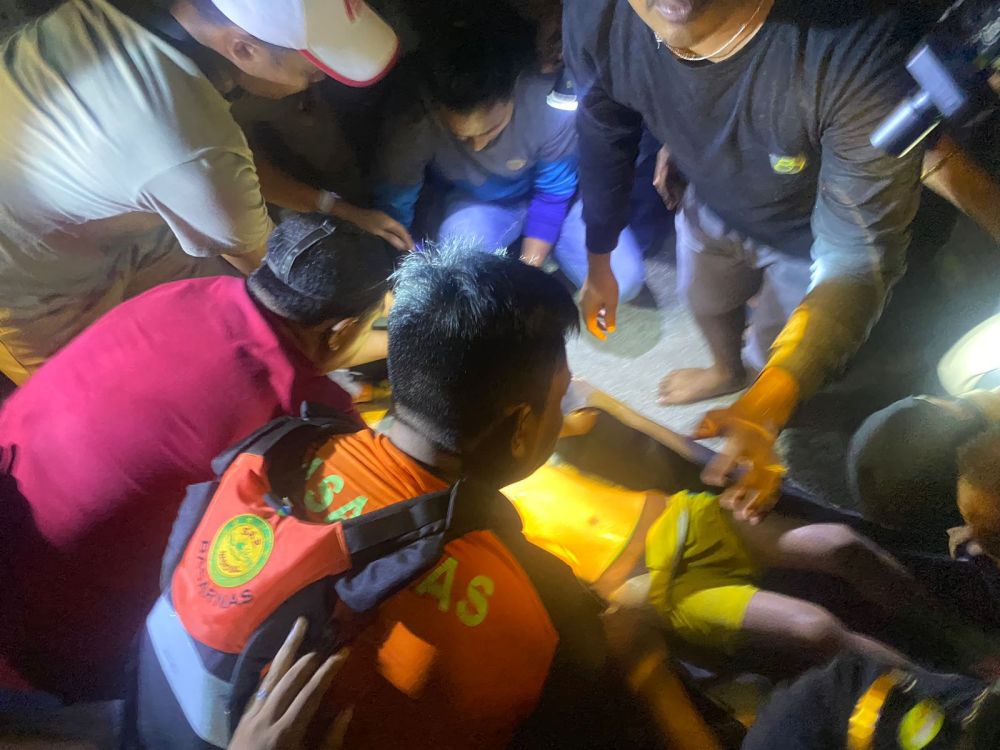Tim SAR Temukan Satu Korban Tenggelam Tak Bernyawa Pelabuhan Pasar Baru