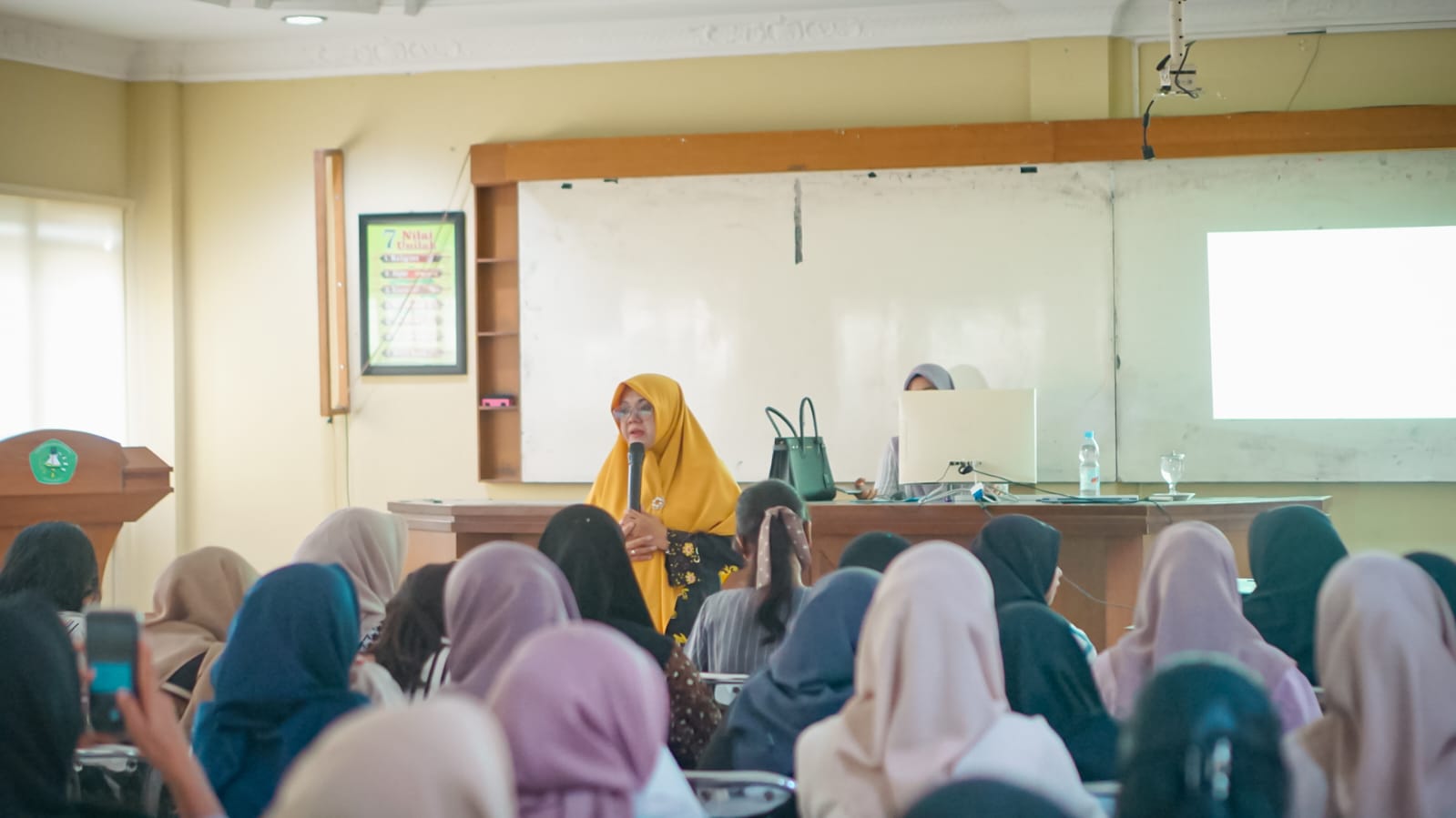 Oknum Kadis Diduga Berperan Di Balik Pencekalan Dr.Afni Jadi Pembicara di Siak