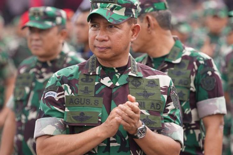 Jenderal TNI Jabat Dirut Perum Bulog