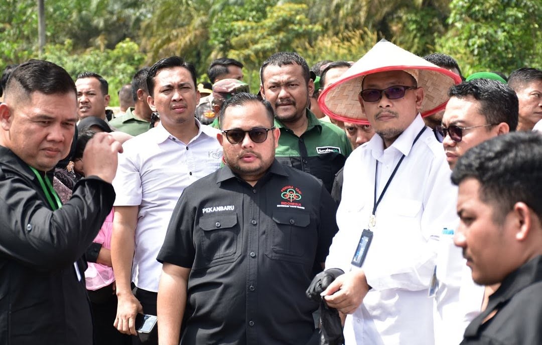 Wakil Ketua DPRD Pekanbaru Andry Saputra Tanam Jagung Bersama Polri, Dukung Swasembada Pangan