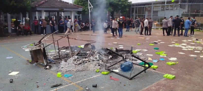 Breaking News: Kerusuhan Pecah di Lapas Narkotika Muara Beliti, Asap dan Teriakan Gegerkan Warga Sekitar