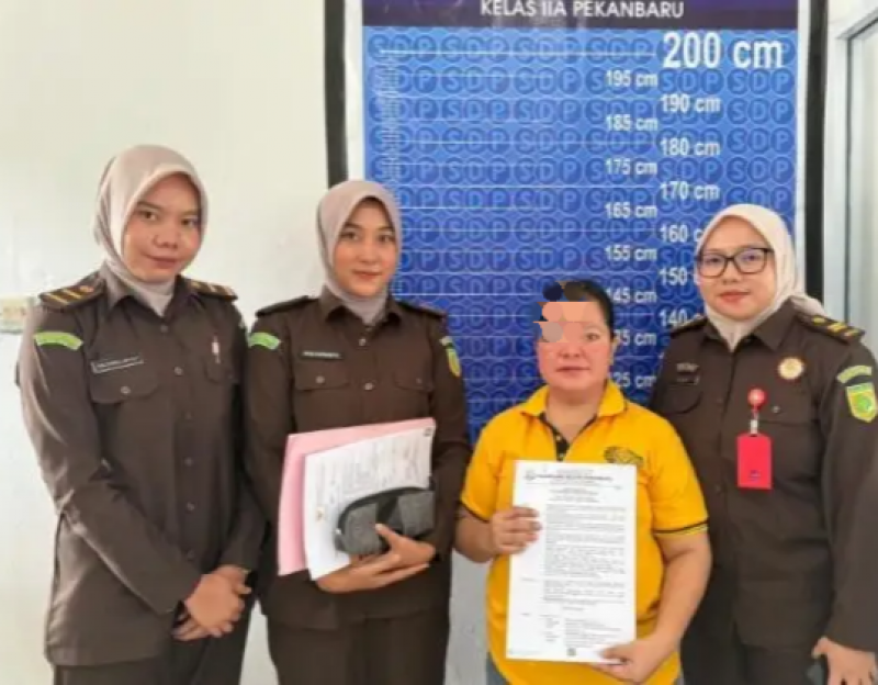 Jaksa Eksekusi Mantan Pegawai Bank dan Oknum Pengacara Terbukti Korupsi KUR