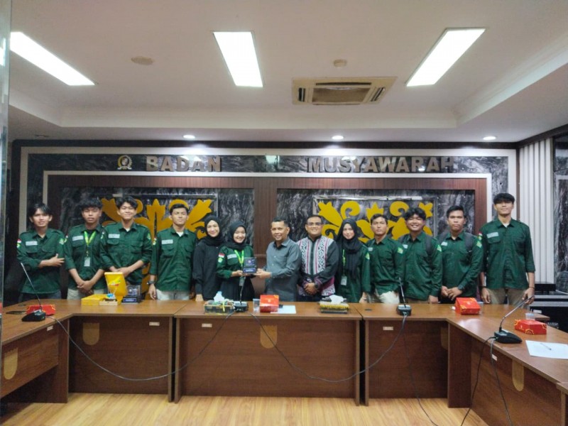 Wakil Ketua DPRD Pekanbaru Terima Audiensi Mahasiswa Fisip UNRI, Bahas Beasiswa dan Berbagai Isu