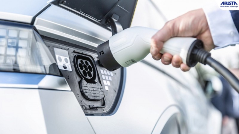 Turun Drastis! Mobil Listrik Bekas Rontok hingga Setengah Harga