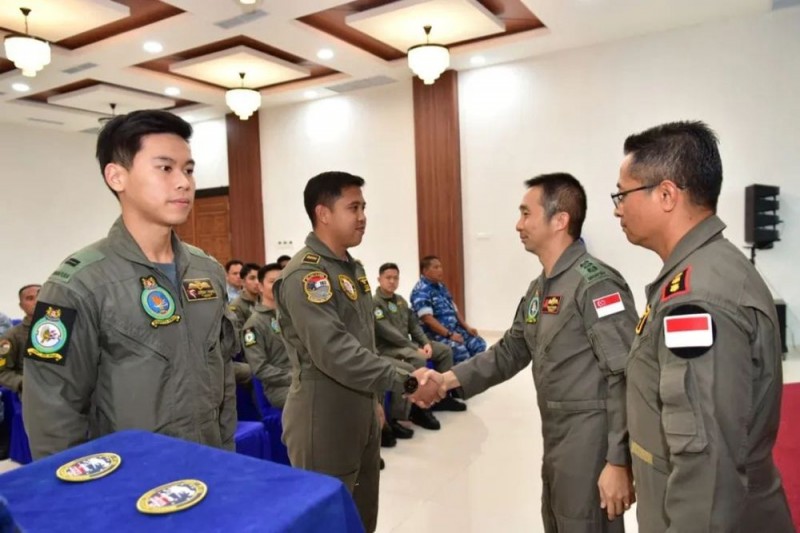 Latihan Militer Indonesia–Singapura di Pekanbaru Ditutup Meriah, TNI AU Bawa Pulang Kemenangan!