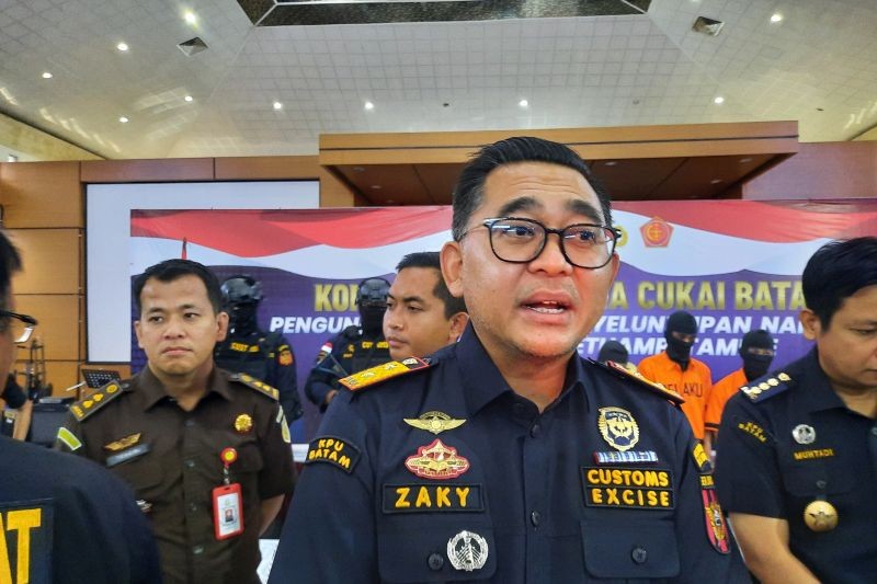 Bea Cukai Batam Gagalkan Penyelundupan Ratusan iPhone di Pelabuhan Punggur