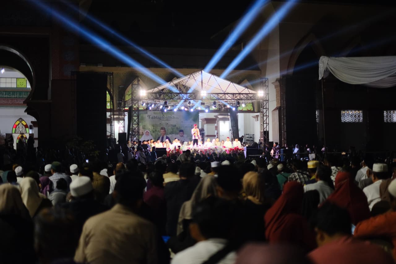 Tabligh Akbar UAS di Siak Dipadati'Lautan'Manusia