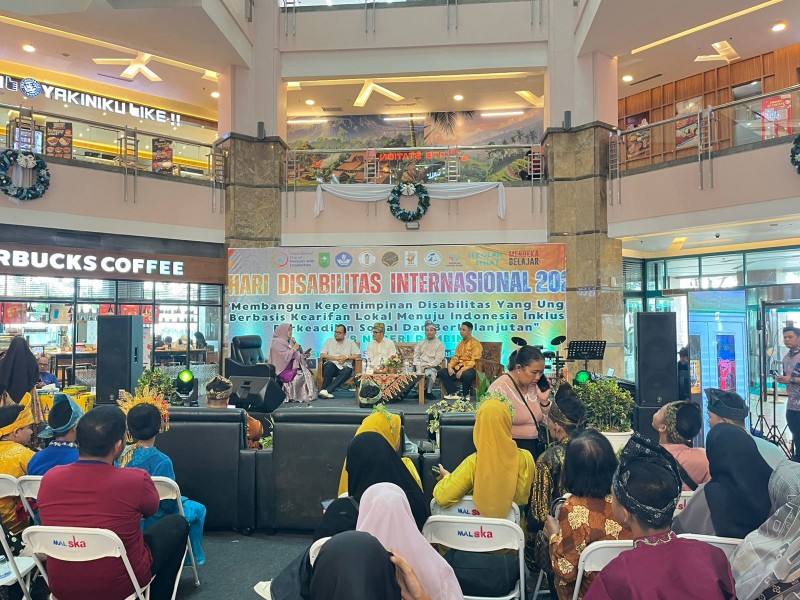 SLB Pembina Pekanbaru Meriahkan Peringatan Hari Disabilitas Internasional 2025