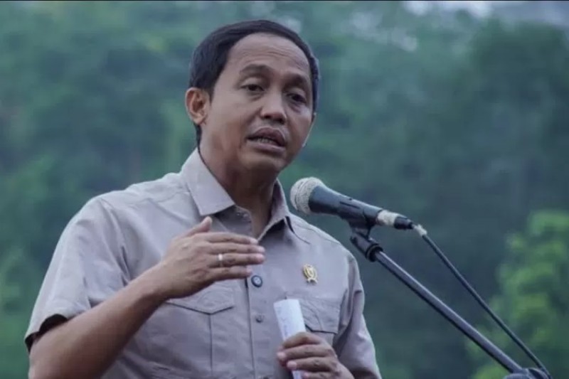 Di desak Mundur, Raja Juli Dinilai Tak Punya Kompetensi Kehutanan