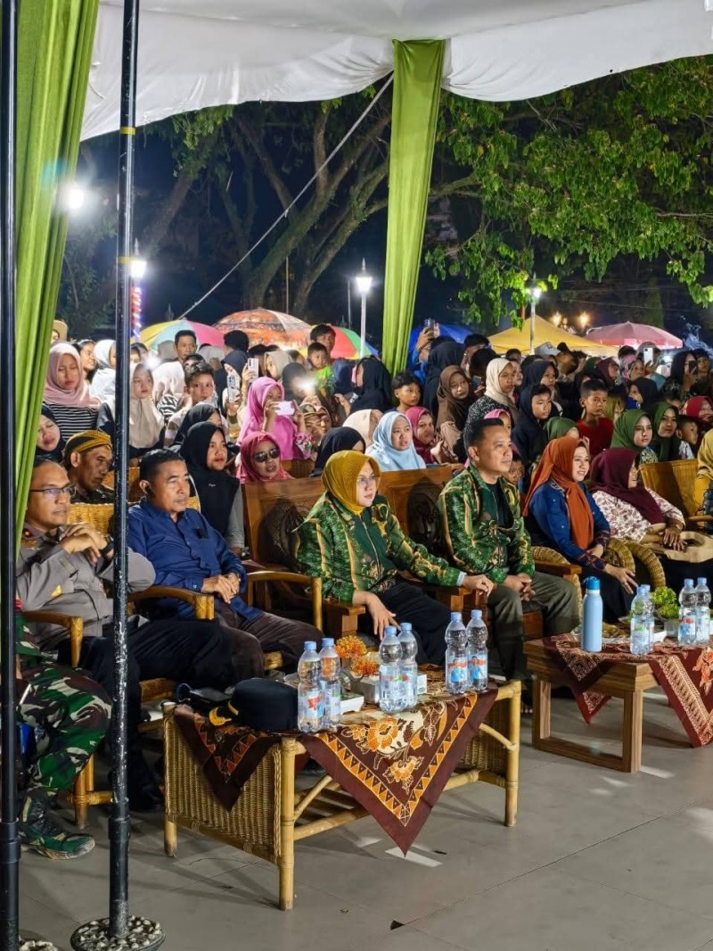 Jaket Desain Khusus Bupati Siak Terjual Rp8 Juta, Donasi Korban Bencana Sumatera Tembus Miliaran Rupiah