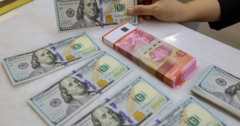 Nilai Tukar Rupiah Melemah Rp16.771 per  Dolar AS