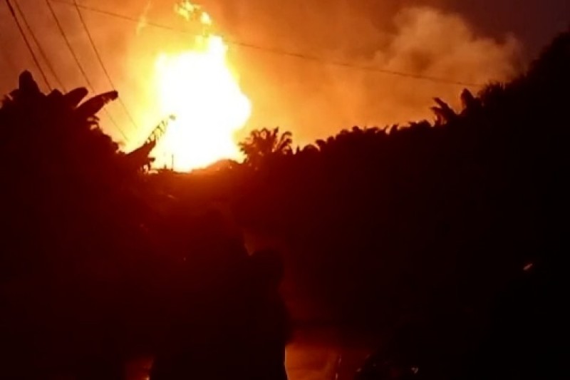 Mengejutkan Warga, Pipa Gas Tanam PT TGI Meledak di Dusun Nibul Desa Batu Ampar