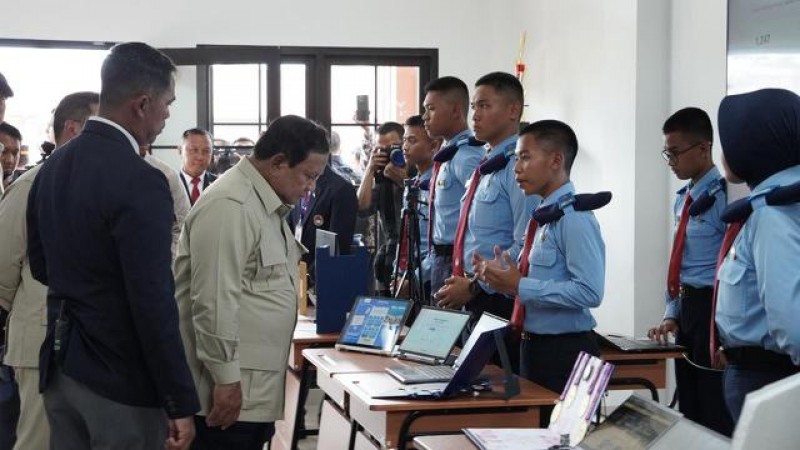 Prabowo Targetkan Sekolah Unggulan di Seluruh Provinsi 