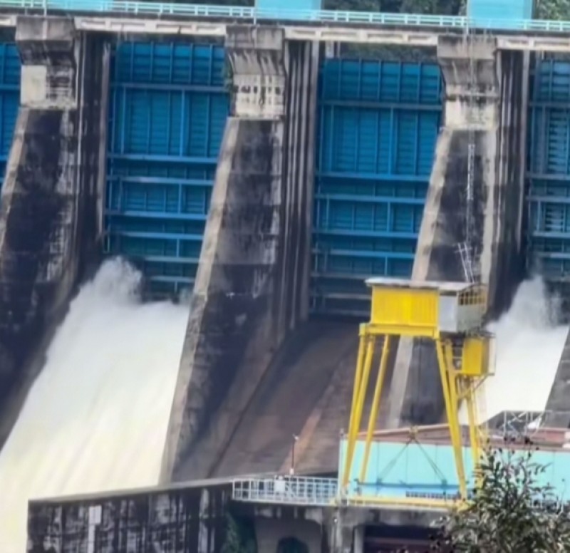 PLTA Koto Panjang Tutup Total Spillway Menyusul Penurunan Inflow