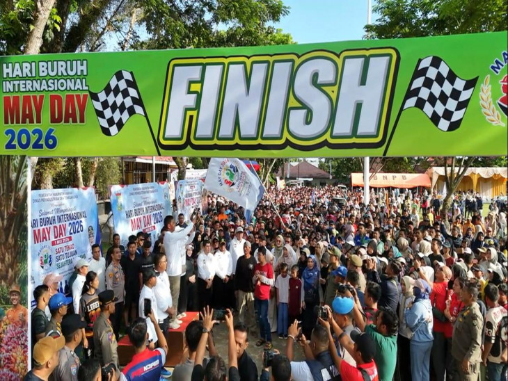 Ribuan Peserta Ikuti Jalan Santai May Day 2026 di Kampar, Bupati Tekankan Sinergi Pekerja dan Dunia Usaha
