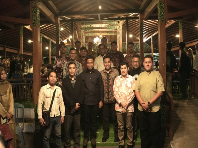 Bupati Kampar Lantik Pengurus IPRY Komisariat Kampar di Yogyakarta
