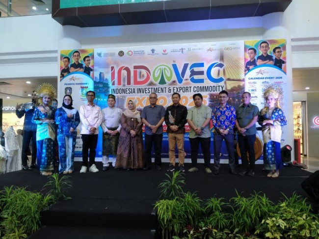 Produk UMK Kampar Diminati Pengunjung di IndoVEC Expo 2026 Batam
