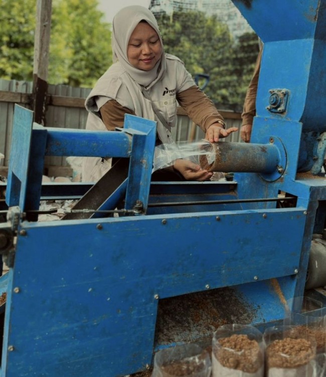 PHR Perkuat Kemandirian UMKM Seroja Lewat Pelatihan Budidaya Jamur Tiram