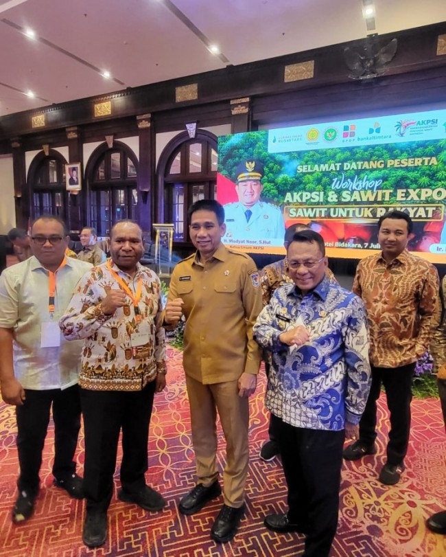 Bupati Rohil Dorong Industri Sawit Beri Dampak Nyata bagi Ekonomi Masyarakat - Pekanbaruexpress