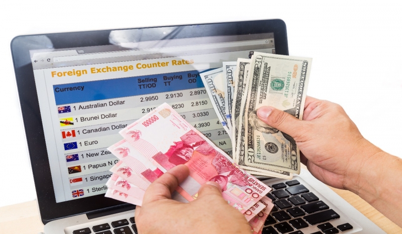 Rupiah Tembus Rp15.318 Sore Ini, Tertinggi Sejak April 2020